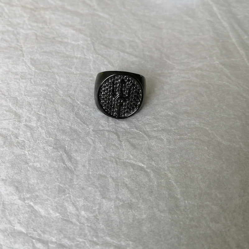 Trident weapon casting ring