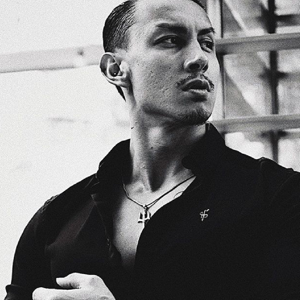 Men's Fashion Trident Pendant Necklace